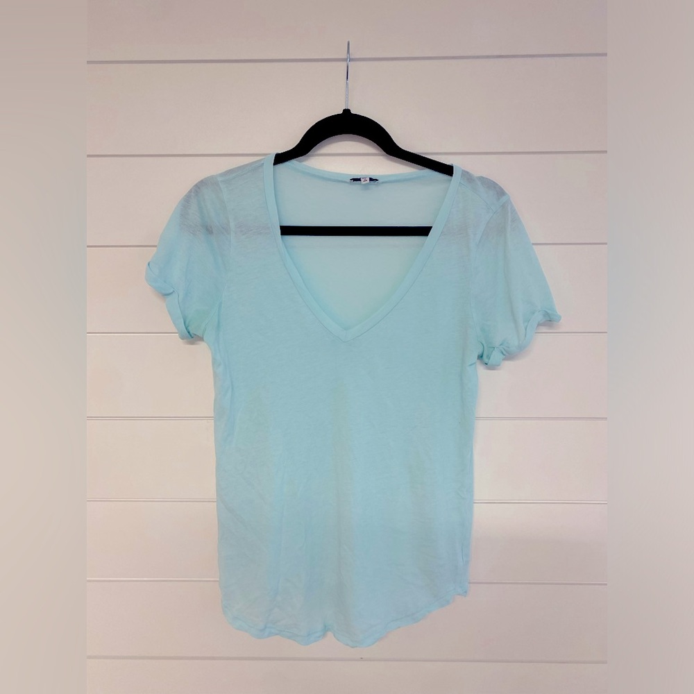 Splendid v neck t shirt